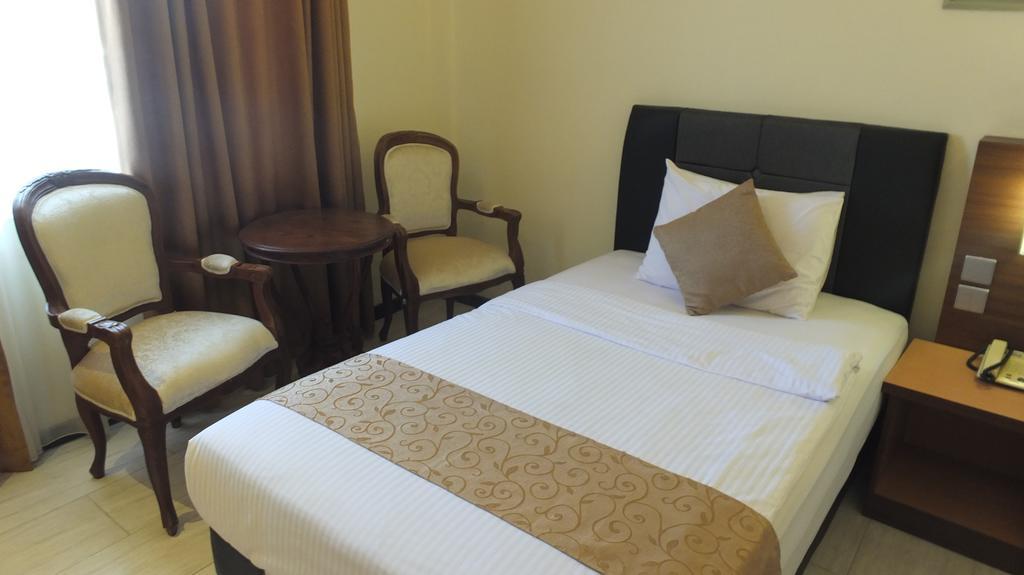 Hotel Jepara Indah Exteriér fotografie